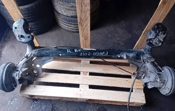 Renault Kangoo II Rear axle beam 