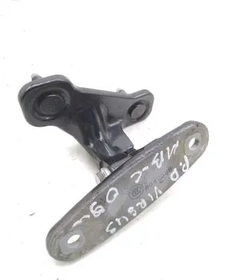 Mercedes-Benz C W204 Front door upper hinge