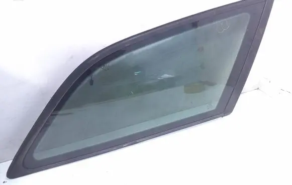 Audi A6 S6 C6 4F Rear side window As2
