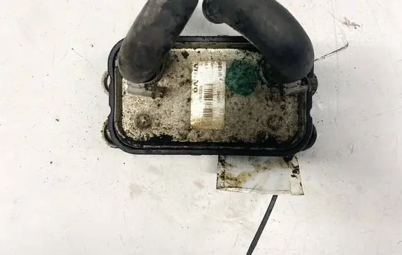 Volvo S40 Engine oil radiator 80637966 b4958