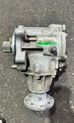 Gearbox transfer box case