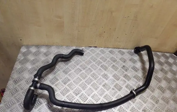 Mercedes-Benz B W246 W242 Engine coolant pipe/hose 101555400C