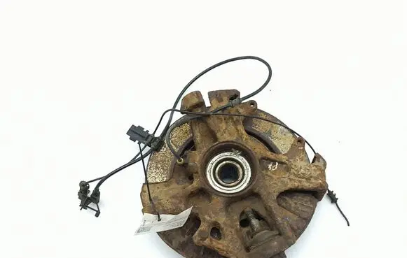 Mercedes-Benz ML W163 Front wheel hub