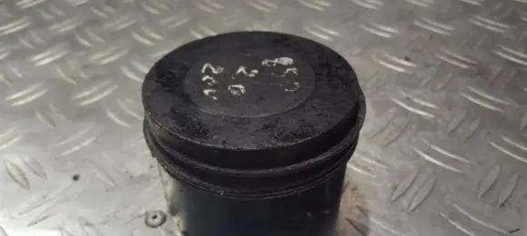 Volvo 850 Piston 