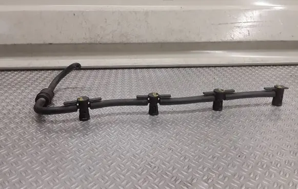 Skoda Yeti (5L) Fuel return line/hose 