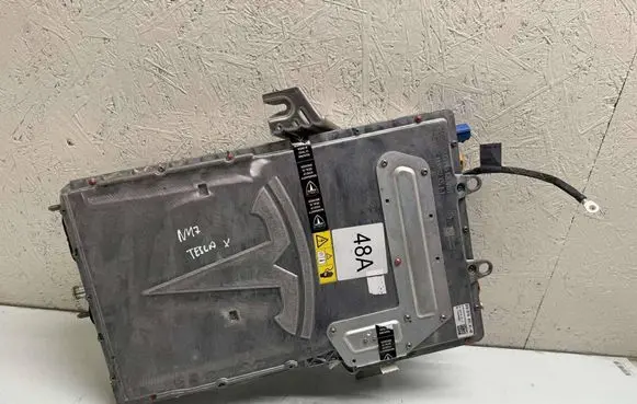 Tesla Model X Voltage converter inverter 105513902A 103824800E 103825100E