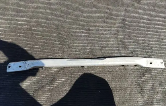 BMW X6 E71 Front strut bar 2051510