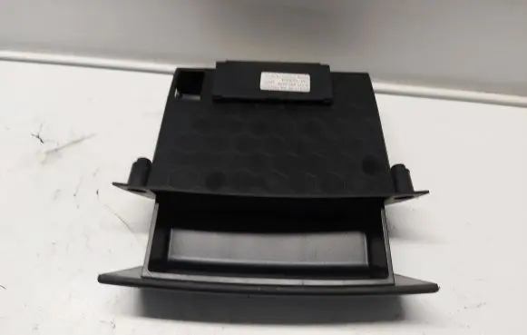 Mercedes-Benz SLK R171 Glove box A1716800552
