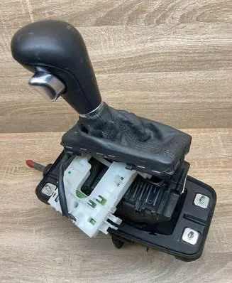 Audi A6 S6 C6 4F Gear shifter/selector 4F1713041R