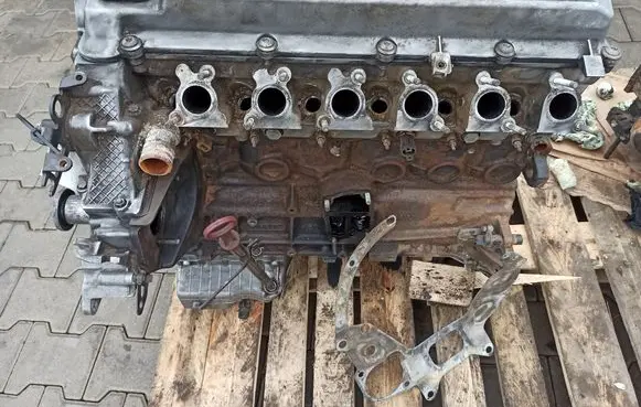 BMW 7 E38 Engine 26E97 2247054