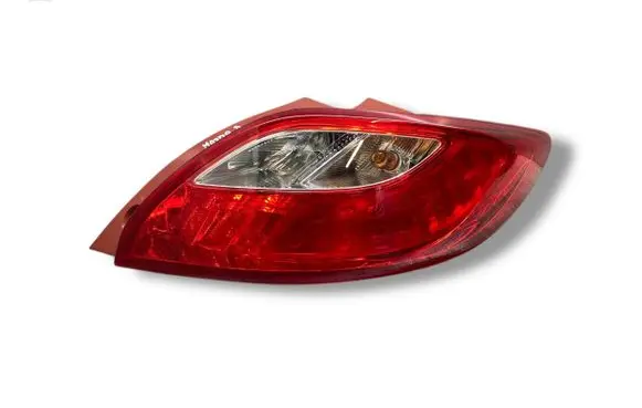 Mazda 2 Rear/tail lights D65151150