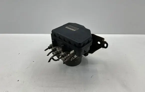 Toyota Hilux (AN10, AN20, AN30) ABS Pump 4454071020 8954171090 1338004720