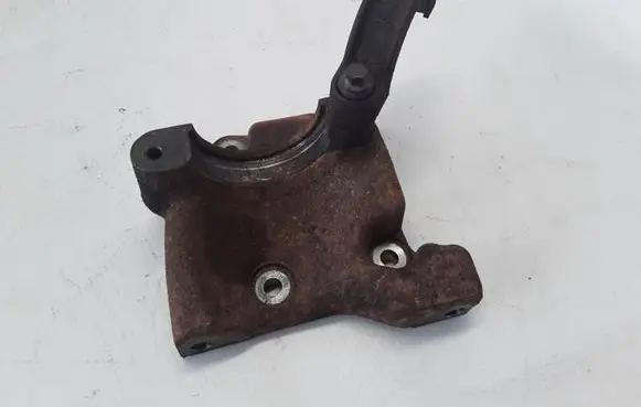 Volvo C70 Driveshaft support bearing bracket 