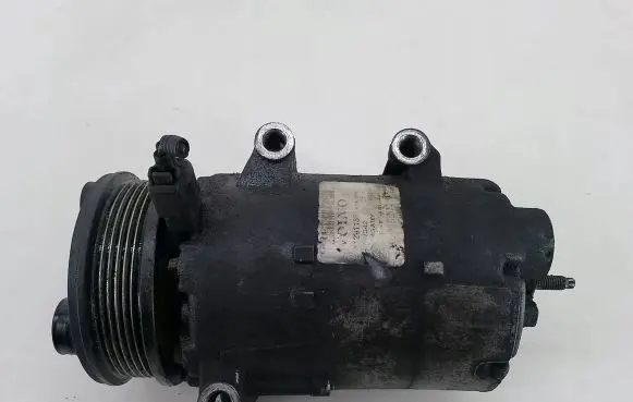 Volvo V70 Air conditioning (A/C) compressor (pump) 31291133