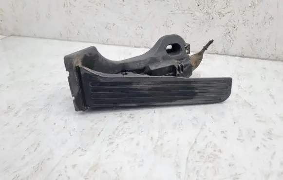 Volkswagen Touran I Accelerator throttle pedal 1T1723503H