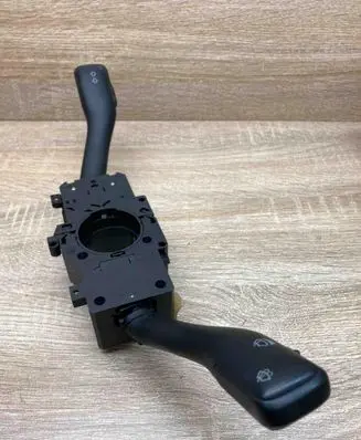 Volkswagen PASSAT B5 Wiper turn signal indicator stalk/switch 8L0953513