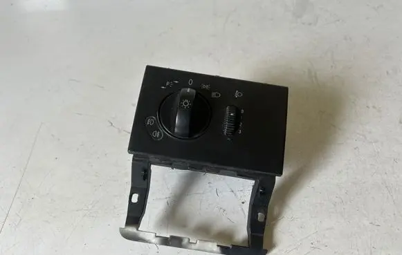 Mercedes-Benz Vito Viano W639 Light switch A6395450204 30031 010ZGS003