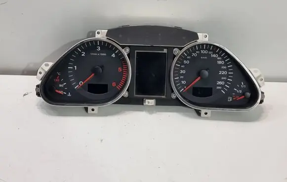 Audi A6 S6 C6 4F Speedometer (instrument cluster)