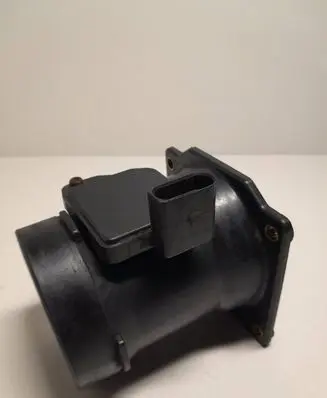 Audi A6 S6 C5 4B Mass air flow meter 078133471E AFH7008D