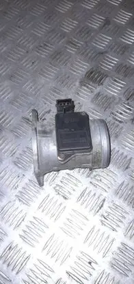 Audi A6 S6 C4 4A Mass air flow meter 037906461B