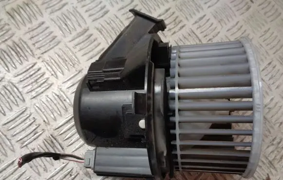 Heater fan/blower