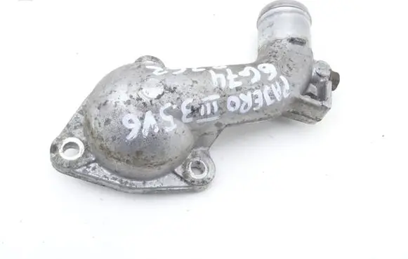 Mitsubishi Pajero Thermostat housing 