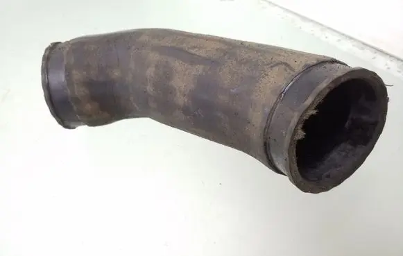 BMW 5 E39 Intercooler hose/pipe 2249669 11612249669E