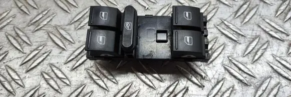 Volkswagen Tiguan Electric window control switch 1K4959857