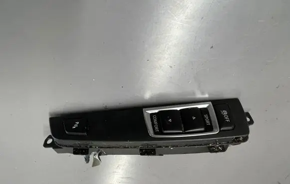 BMW 5 F10 F11 Parking (PDC) sensor switch 9202951 SN130170594