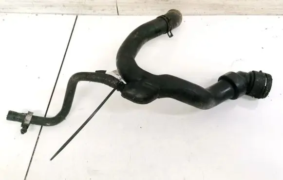 Audi A6 S6 C5 4B Engine coolant pipe/hose 4B0121101A