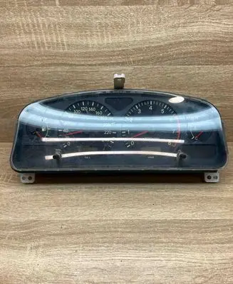 Toyota Previa (XR30, XR40) II Speedometer (instrument cluster) 8380005350