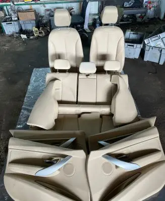 Seat set