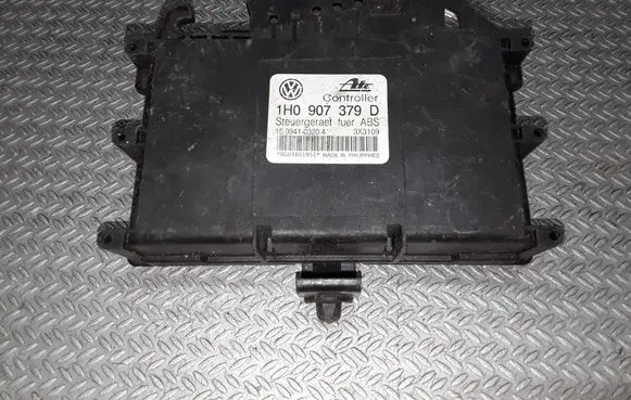 Volkswagen Golf III ABS control unit/module 1H0907379D