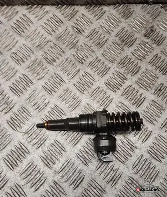 Volkswagen Sharan Fuel injector 038130073ak