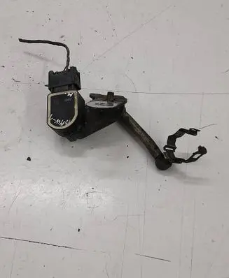 BMW 1 E81 E87 Headlight/headlamp level sensor 6778813 090408 1292