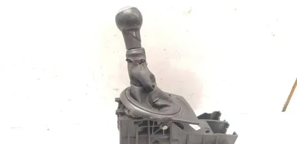 Citroen C4 I Gear shifter/selector 9657303580