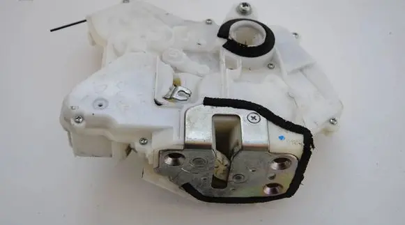 Honda Civic Front door lock 72151SMGE0