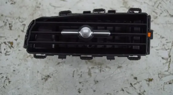 KIA Picanto Dashboard side air vent grill/cover trim G697420000