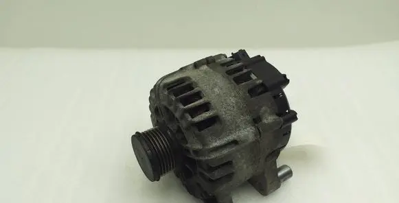 Peugeot RCZ Generator/alternator 9664779680