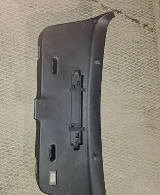 BMW 3 E46 Tailgate/boot lid cover trim 7036181 7036182 8251554