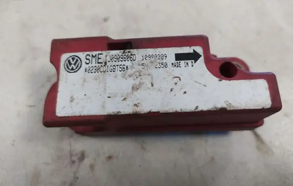 Volkswagen Bora Airbag deployment crash/impact sensor 1J0909606D