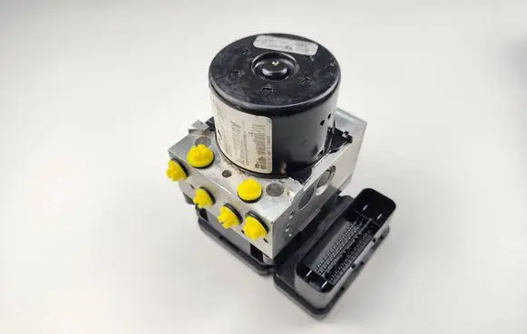 Jeep Grand Cherokee (WK) ABS Pump P52124456AA 25092343893