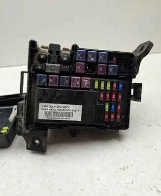 KIA Rio Fuse box set 919501W370