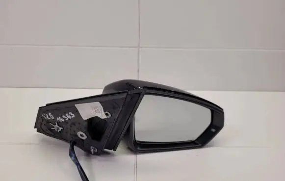 Front door electric wing mirror