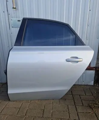 Audi A8 S8 D4 4H Rear door