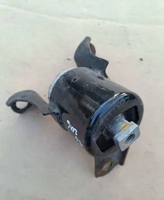 Ford Fiesta Engine mount bracket C1B16F012AD 180120161B