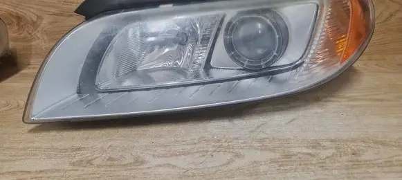 Volvo S80 Headlight/headlamp 30796135