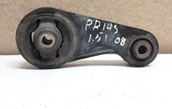 Toyota Prius (XW20) Engine mount bracket 1230921030