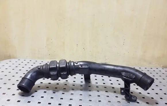 Ford Mondeo MK V Intercooler hose/pipe DS736C646DK