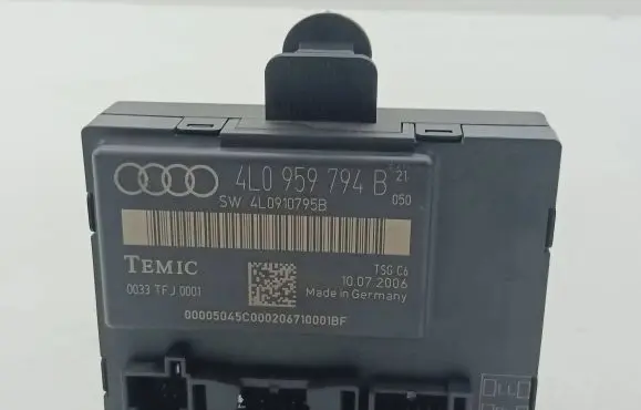 Audi Q7 4L Door control unit/module 4L0959794B